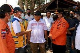 Kunjungi Lokasi Bencana Walmas, Anggota DPR RI Fauzi: Butuh Penanganan Baik dengan Skala Prioritas