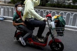 Parlemen China Godok UU yang Hukum Orang Tua jika Anaknya Berperilaku Buruk