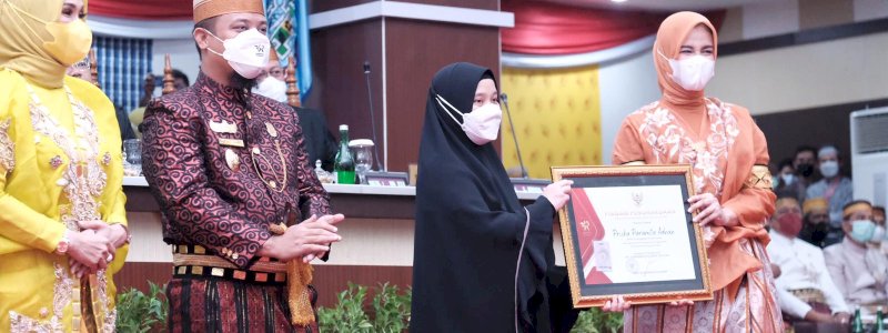 Kebut Vaksinasi, TP PKK Gowa Raih Penghargaan di Hari Jadi Ke-352 Sulsel