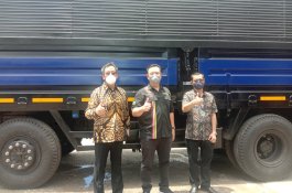 PT Dipo 88 Jadi Pelanggan Pertama di Sulawesi, PT HMSI Serahkan Hino Ranger FLX 260JW