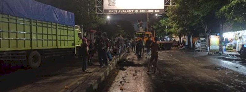 Demo Peringati Sumpah Pemuda di Makassar Berlangsung Sampai Malam, Jalan Alauddin Makassar Macet Panjang