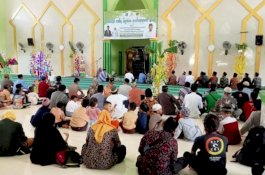 Hadiri Maulid Nabi, Bupati Enrekang Tekankan Pentingnya Zakat