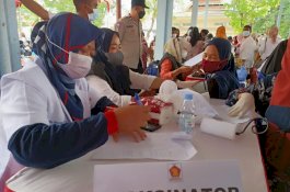 Warga Antusias Ikuti Program Vaksinasi COVID-19 Gerindra di Pangkep