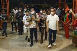 Pengobatan Dikawal Langsung Bupati Konut, Bocah Penderita Tumor Akhirnya Bisa Melihat