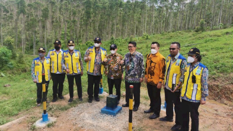 Stafsus Wapres Sukriansyah Tinjau Bendungan Sepaku Semoi, Sumber Air Bersih Ibu Kota Negara Baru