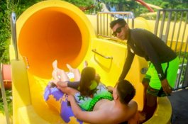 Program November Nyebur, Bugis Waterpark Hadirkan Promo Tiket Rp69 Ribu
