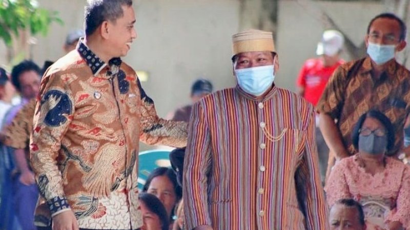 Jaga Keberagaman, Bupati dan Wabup Wajo Kompak Berbaur dengan Jemaat Gereja di Pesta Panen