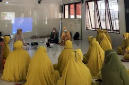 LPkM UMI Ajak Anggota Majelis Taklim Manfaatkan Tanaman Berkhasiat Obat untuk Cegah Covid-19