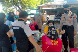 Vaksinasi Terus Dikebut, Polsek Biringkanaya dan Tim Vaksinator RS Sayang Rakyat Sasar Terminal