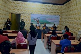 16 Hari, Yayasan Hadji Kalla-STMIK Handayani Latih Kaum Difabel Desain Grafis dan Troubleshooting