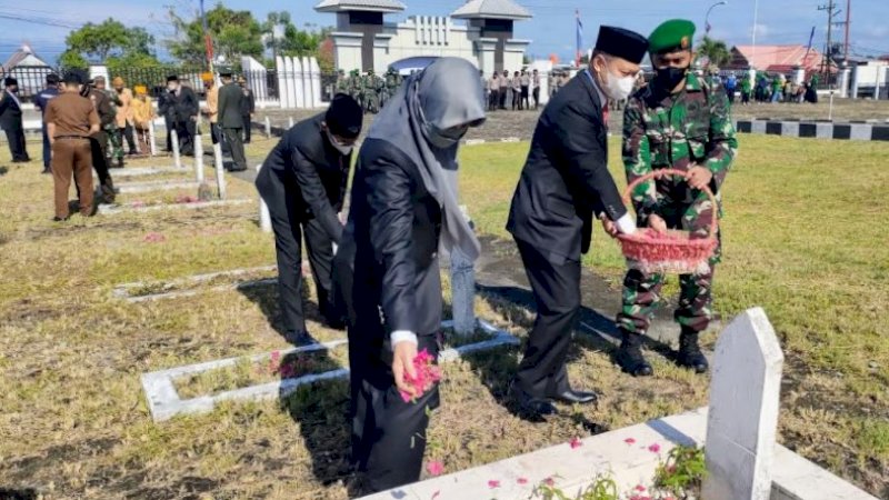 Hari Pahlawan Tak Sekadar Seremonial, Sekda Wajo: Kita Jadi Lidi Kuat yang Sulit Dipatahkan jika Bersatu