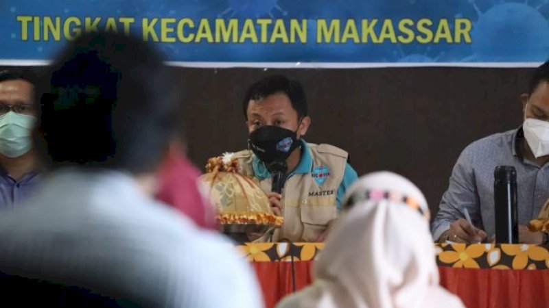 Master Makassar,  Alamsyah Sahabuddin pimpin rapat pemantapan program Makassar Recover. 