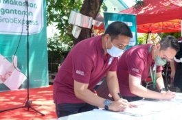 Pertama di Indonesia, PMI Makassar Gandeng Grab Dukung Pengantaran Dokumen dan Kantong Darah
