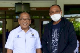 Sudah Beda Partai, Victor Tenteng Songkolo Hangat Temui IAS di Hotel