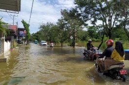 Plt Kepala BPBD Barru: Sampah Warga Picu Banjir