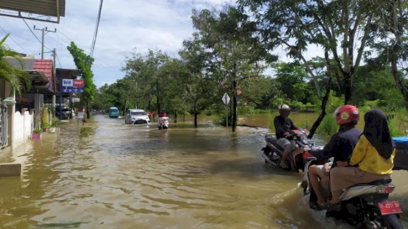 Plt Kepala BPBD Barru: Sampah Warga Picu Banjir