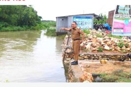 Curah Hujan Mulai Tinggi, Camat Biringkanaya Tinjau Kondisi Sungai Biring  Je'ne