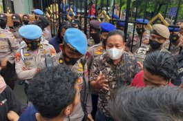 Unjuk Rasa di Hari Sumpah Pemuda, Mahasiswa Hanya Diterima Plt Sekwan