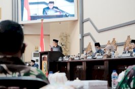 Danny Hadiri Rapat Paripurna Penjelasan RAPBD Makassar 2022 di DPRD Makassar