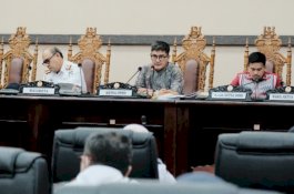 Bahas APBD Pokok 2022, Banggar DPRD Makassar Ingatkan Drainase dan Kebersihan