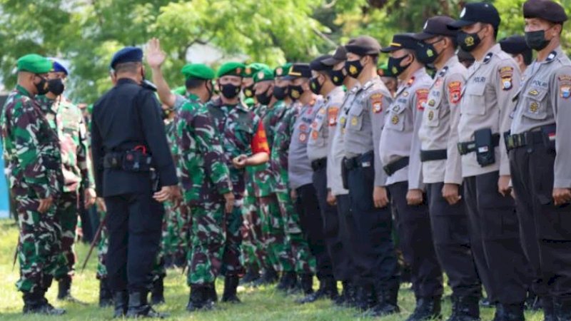 Apel pasukan di Lapangan Suharto, Kelurahan Tolo, Kecamatan Kelara, Kabupaten Jeneponto, Sulawesi Selatan (Sulsel), Senin (22/11/2021).
