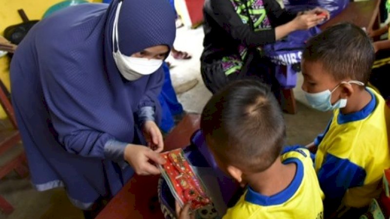 Tumbuhkan Literasi, PKK Sulsel Akan Rutinkan Koper Kasih Sayang