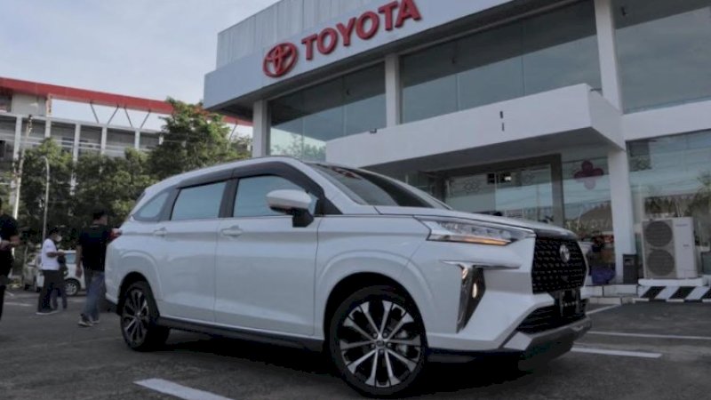 CGO Ke-75, Kalla Toyota Ulas Kenyamanan Berkendara Bersama Veloz Baru