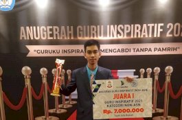 Guru SD IT Wahdah Islamiyah Juara 1 Guru Inspiratif 2021 Kategori Non ASN