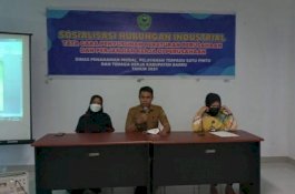 Dinas Perizinan Barru Sosialisasi Aturan Ketenagakerjaan