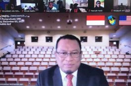 Dari New York, Muthahhir Arif Mengikuti Sidang Promosi Doktor di UMI Makassar