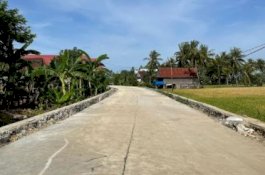 Duo Amran Tunaikan Janji, Ruas Jalan Lempong-Kading 1.080 Meter Kini Mulus