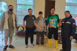 Posko Induk Barru Terima Donasi untuk Korban Banjir