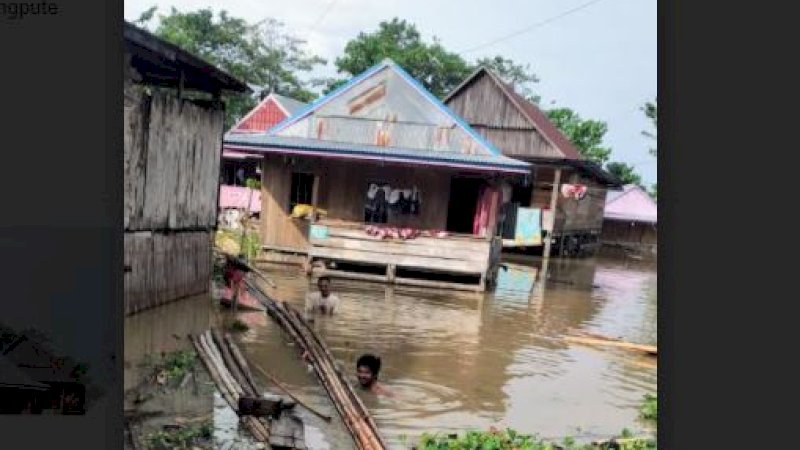 Salah satu wilayah terdampak banjir di Kabupaten Wajo, Sulawesi Selatan.