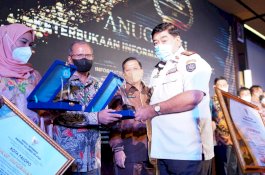 Pemkab Gowa Raih Penghargaan Keterbukaan Informasi