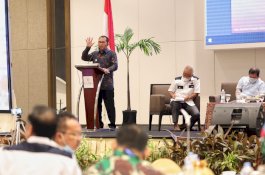 Bahas Kota Dunia di Seminar Nasional, Danny Apresiasi KBA SMPN 5