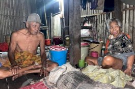 Dear, Orang Baik! Pasangan Lansia di Pangkep Butuh Uluran Tangan