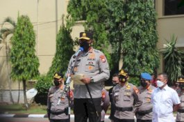 Bantu Korban Gempa di Selayar, Polda Sulsel Kirim Satu Kompi Personel Brimob dan Ribuan Paket Sembako