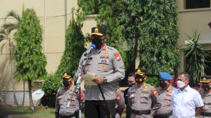 Bantu Korban Gempa di Selayar, Polda Sulsel Kirim Satu Kompi Personel Brimob dan Ribuan Paket Sembako