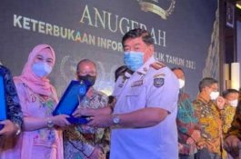 Kota Palopo Raih Penghargaan Keterbukaan Informasi Publik