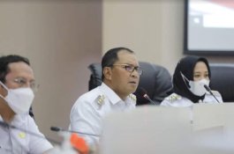 Siapkan Hadiah, Danny Wajibkan ASN dan Non ASN Bawa 6 Warga untuk Divaksinasi