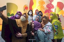 Studi Tiru FCC Bareng Erna Rasyid Taufan di Bandung-Tasikmalaya: Pupuk Kebersamaan dari Hal Kecil