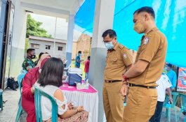 Wujudkan 100 % Makassar Vaksinasi, Camat Biringkanaya Pantau Langsung Lokasi Vaksin di Wilayahnya