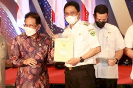 Awal Tahun 2022, Bupati Barru Tanda Tangani MoU dengan Pertanahan