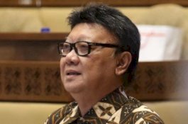 Menpan RB Soal OTT KPK: Wajar dan Bisa Tiap Hari