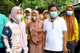 Camat Biringkanaya Dampingi Wakil Wali Kota  Makassar pada Kegiatan Jumat Bersih di Kelurahan Laikang