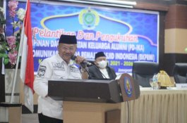 Iksan Iskandar Lantik Rusli Ramli Jadi Ketua PD-IKA BKPMRI Jeneponto
