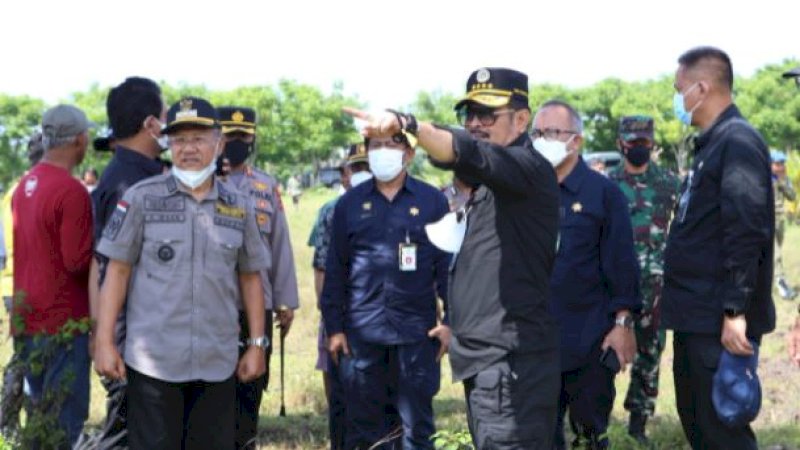 Menteri Pertanian, Syahrul Yasin Limpo, dalam kunjungan ke Kabupaten Jeneponto, Sulawesi Selatan, Sabtu (8/1/2022).
