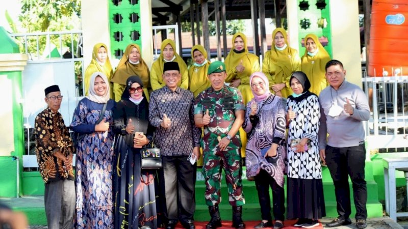Peresmian bangunan pelindung cagar budaya Masjid Tua Tosora di Kecamatan Majauleng, Kabupaten Wajo, Sulawesi Selatan (Sulsel), Sabtu (8/1/2022).