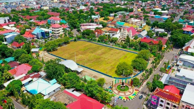 Alun-alun dan lapangan Andi Makkasau. (Foto: Instagram Taufan Pawe)