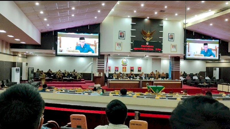 Rapat Paripurna Dewan Perwakilan Rakyat Daerah (DPRD) dan Pemerintah Provinsi Sulsel pada Sanin 10/1/2022.